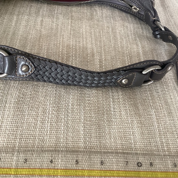 The Sak Gray Leather Shoulder Bag - Picture 9 of 9